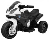Motocicleta electrica copii, BMW, scaun piele eco, buton sunet pe volan, lumini, 6V, 18000RPM, maxim 20 kg, negru/alb