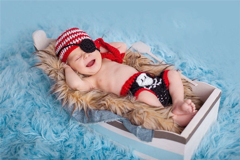 Costum crosetat bebelusi pirat/pescar sedinte foto botez | Okazii.ro