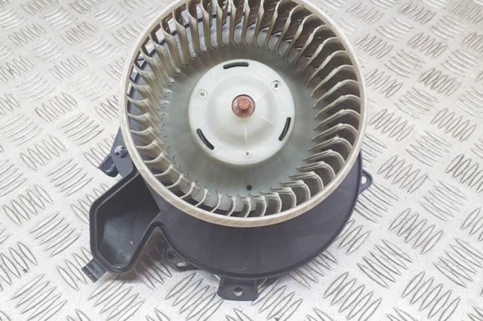 Ventilator aeroterma CHRYSLER 300 C LX 2004 OEM: 9405429,E07901 14103971