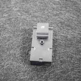 Buton geam ușă st&acirc;nga spate OPEL MOKKA / MOKKA X 2017 OEM: 22915110 | 3429973