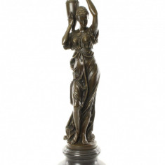 Hebe cu urna -statueta din bronz pe un soclu din marmura KF-44