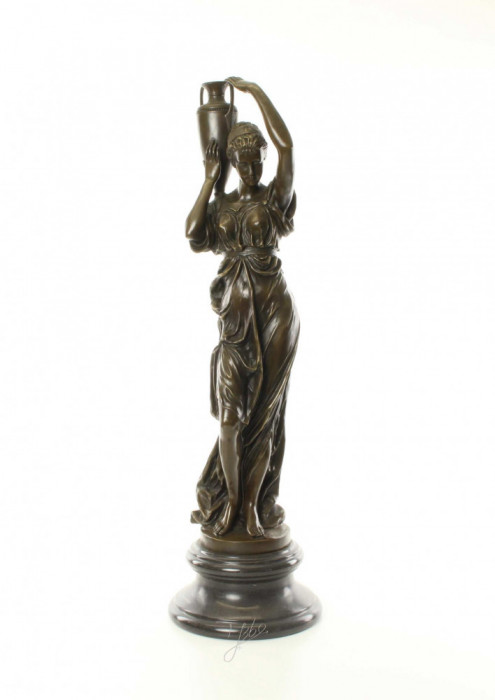 Hebe cu urna -statueta din bronz pe un soclu din marmura KF-44