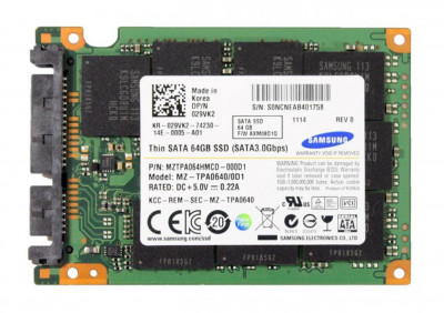Hard disk laptop DELL SSD 64GB 3Gb/s 1.8&amp;quot; DP/N 29VK2 foto