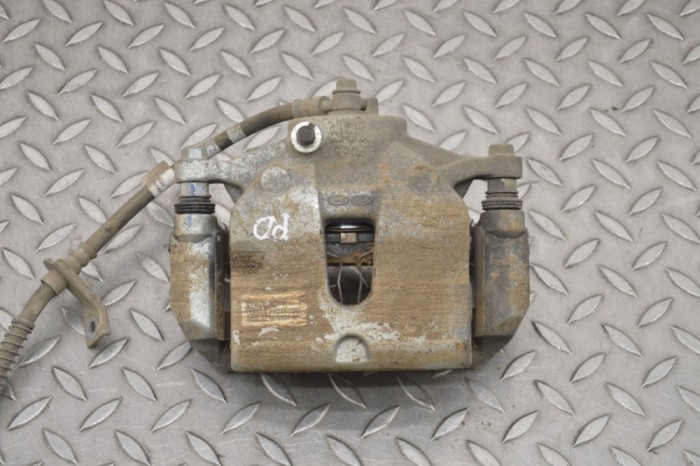 Etrier de fr&acirc;nă dreapta față KIA XCEED CD 2022 OEM: 58130-G4100 18098791