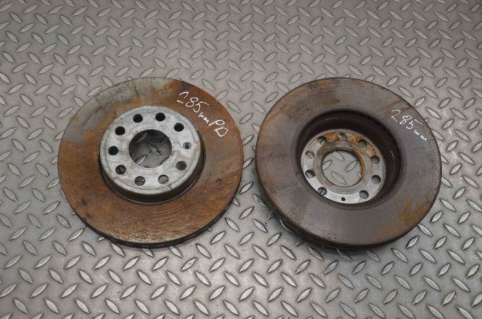 Set disc de fr&acirc;nă față VW T-ROC A11 2022 OEM: Off-road | 20805963