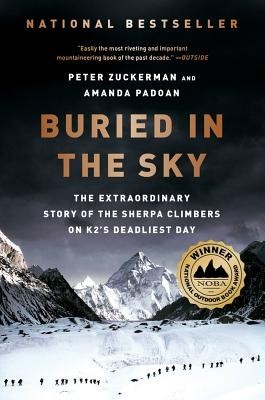 Buried in the Sky: The Extraordinary Story of the Sherpa Climbers on K2&amp;#039;s Deadliest Day foto