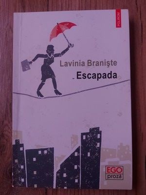 Escapada- Lavinia Braniste foto