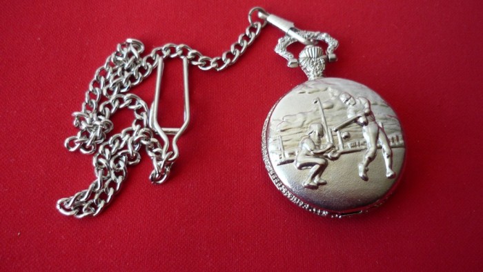 CEAS DE BUZUNAR QUARTZ NEFOLOSIT