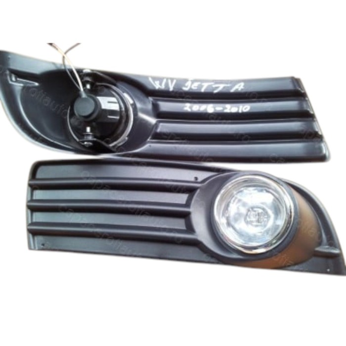Proiectoare de ceata cu tot cu grilaj VW Jetta