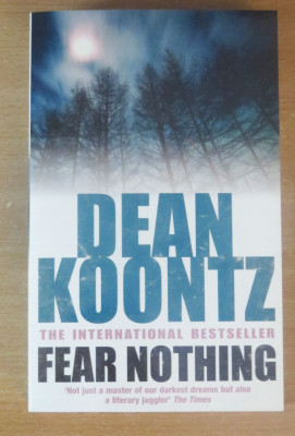 Fear Nothing (Moonlight Bay Trilogy, Book 1) - Dean Koontz foto