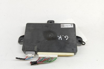 Modul de control ușă st&amp;acirc;nga spate TESLA MODEL X 2020 OEM: 1045490-00-H 29809942 foto