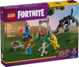 LEGO&reg; Fortnite - Tabara lui Peely si Sparkplug (77075)