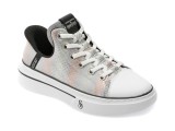 Cumpara ieftin Pantofi sport SKECHERS argintii, SNOOP ONE, din piele ecologica