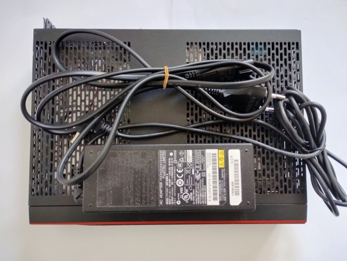 Unitate Fujitsu FUTRO S720, Thin Client, AMD GX-217GA SOC 1.65 GHz, 4 GB DDR3, 256 GB SSD mSATA