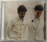 Cumpara ieftin CD ORIGINAL JAZZ / ROCK / SPIRITUAL: CARLOS DEVADIP SANTANA &amp; MAHAVISHNU JOHN McLAUGHLIN: LOVE DEVOTION SURRENDER (1973/VERSIUNEA 2003/2 BONUS TRACKS)