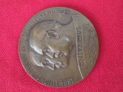 medalie fondatorii ziarului Universul ,Luigi Cazavillan si Popescu foto