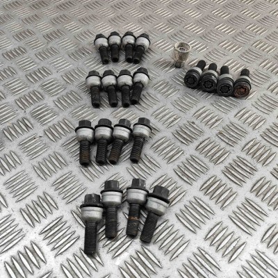 Set prezoane roata AUDI E-TRON GT 2023 OEM: WHT004676A 31457152 foto