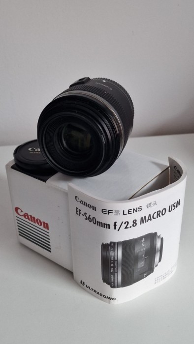 Canon-obiectiv EF-S60mm f/2.8 macro