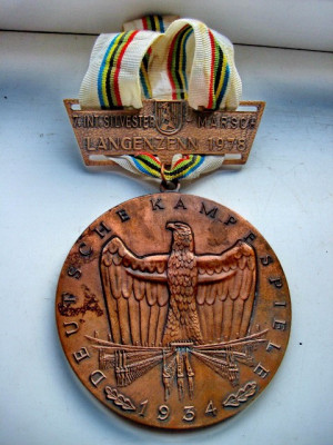 789-Medalie Sieger-Invingator Jocurile 1934 comemorare 1934- 1978. foto