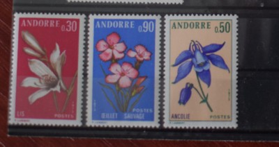 TS24/01 Timbre Andore - Nestampilate - Flori foto