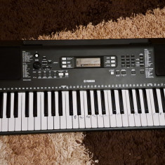 Vand orga Am o YAMAHA PSR-E363