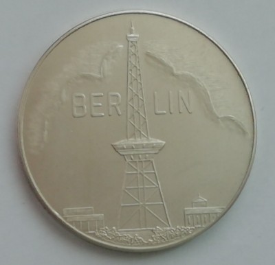 QW1 134 - Tematica sport - Inot - Campionatul de inot - Berlin - 1969 foto
