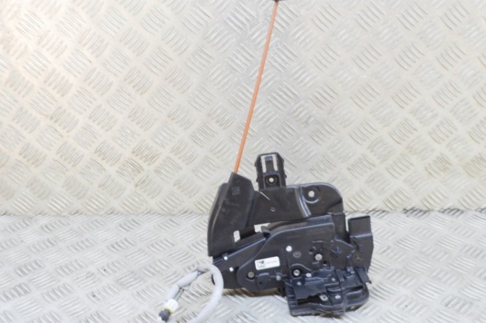 &Icirc;ncuietoare ușă st&acirc;nga față MERCEDES-BENZ C W206 2021 OEM: A0997204902,A2067230300 20208499