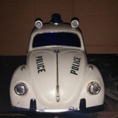 bnk jc Hong Kong - Volkswagen Beetle Police Car - cu baterii - functionala