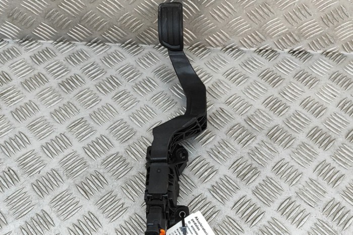 Pedala de accelerație JEEP Avenger J2 2024 OEM: 9837892380,6PV014324 29049639