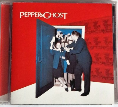 PeppersGhost &amp;lrm;&amp;ndash; Shake The Hand That Shook The World NM / NM cd rock clasic Hybrid SUA 2005 foto