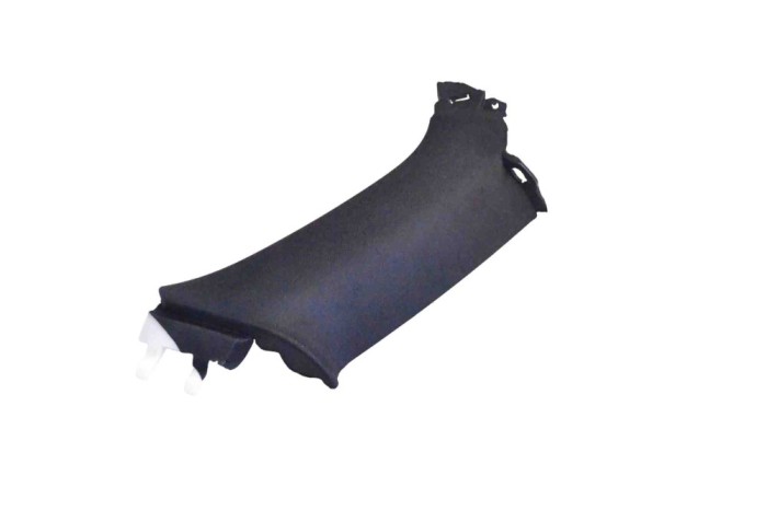 Ornament st&acirc;lp spate st&acirc;nga VOLVO V90 II 2018 OEM: Estate | 17611230