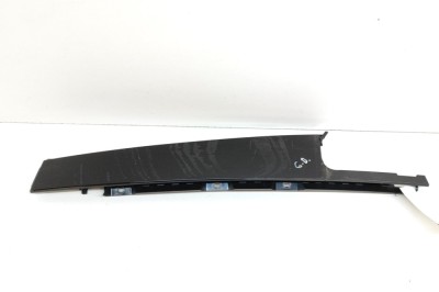 Ornament vertical ușă dreapta spate SKODA KAROQ NU7 2020 OEM: 575839902B 23994479 foto