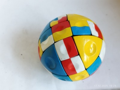 bnk jc Ungaria - LEMEZ&amp;Aacute;RUGY&amp;Aacute;R - Glob Magic Ecuator foto