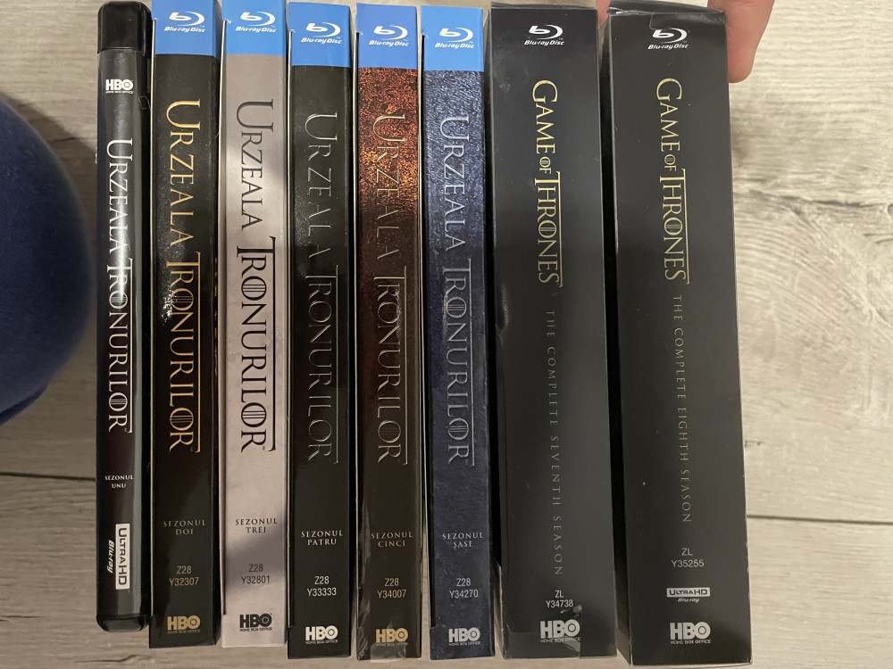 Colectia COMPLETA Game of Thrones (Urzeala Tronurilor) - romana -  4K+BluRay, NOI, BLU RAY, Actiune | Okazii.ro