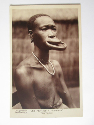 Carte postala foto franceza femeie africana cu tava din Ciad,necirculata anii 20 foto