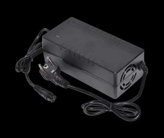 INCARCATOR 67,2V 3A, acumulatori li-ion incarcator trotinete 60v