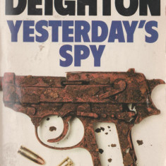 Len Deighton - Yesterday's Spy (spionaj, lb. engleza)