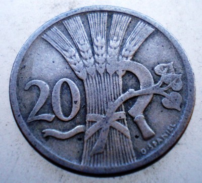 1.561 CEHOSLOVACIA 20 HALERU 1921 foto