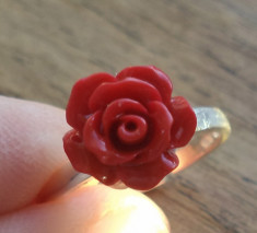 Inel argint 925 (marcaj) cu trandafir din coral rosu foto