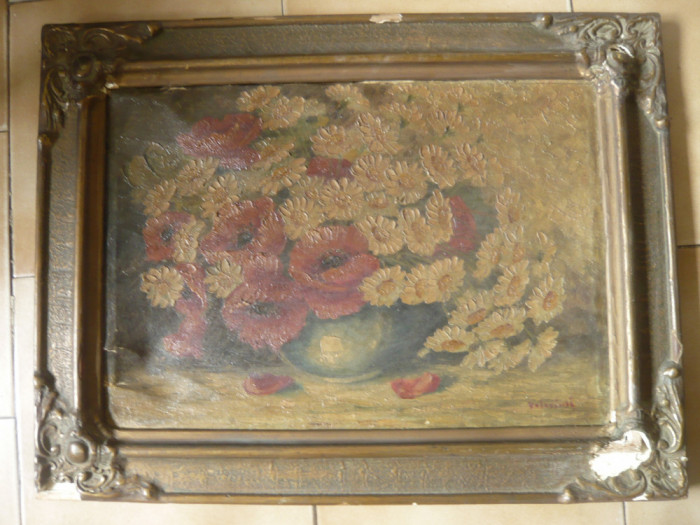Tablou ulei/panza , sfarsit sec.XIX ,semnat , Cos cu flori ,48x34 cm fara rama ,