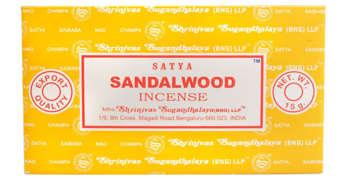 Betisoare de tamaie din lemn de santal Satya 15 g, cutie cu 12 pachete - RESIGILAT