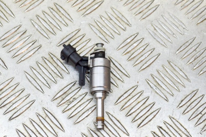 Injector de combustibil MINI COOPER R56 2012 OEM: 0261500029,0261500,7528351 13340316