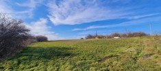 Vand teren intravilan cu vedere la lac - direct proprietar