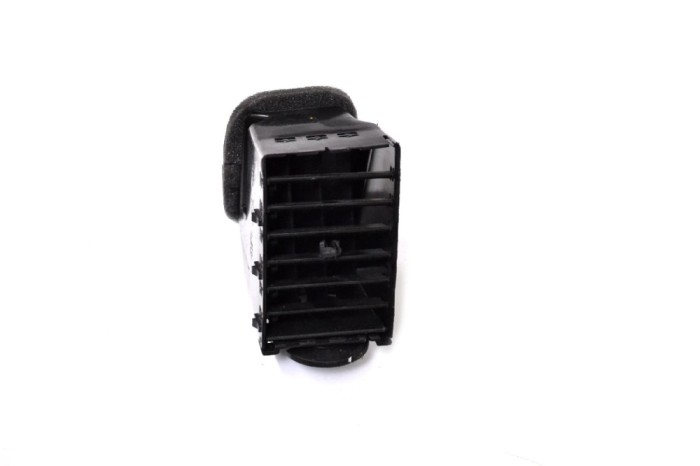 Gura de ventilație planșa de bord CHRYSLER 300 C LX 2006 OEM: 1087520 11682812