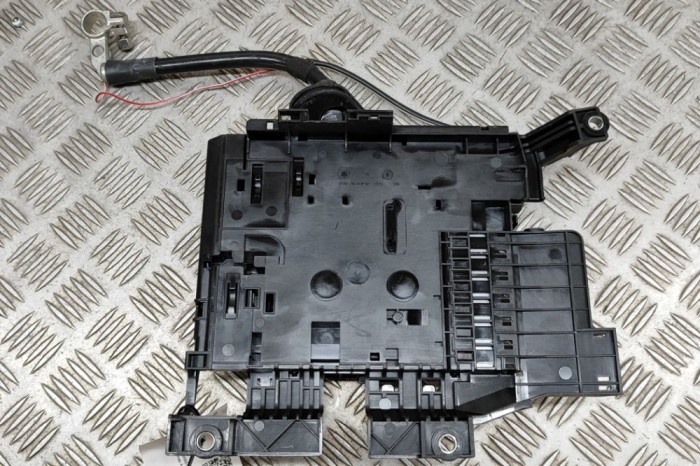 Modul panou de siguranțe VW TOUAREG 7P5 2016 OEM: 7P0937548F 28137611