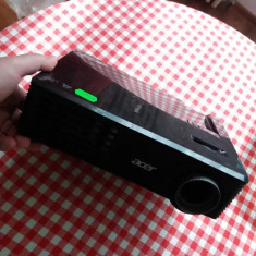 Videoproiector Acer X112