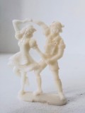 Figurina dansatori traditionali, QuietaHerz Bua., plastic alb, 4cm