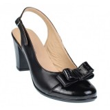 Pantofi dama decupati piele naturala de culoare neagra &ndash; Eleganta si confort intr-un design rafinat