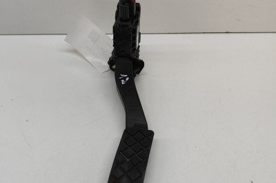 Pedala de accelerație VW CADDY V SBB, SBJ 2022 OEM: 5Q1723503L,5Q1723503,6PV010621-83,6PV010621 | 29440884 foto