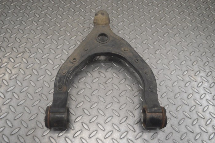 Braț superior dreapta față TESLA MODEL X 2019 OEM: 1027327-00-D 25191596
